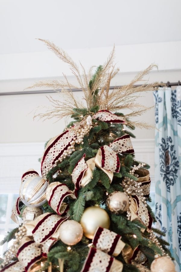 Burgundy and Gold Christmas Tree Ideas for a Classy Jolly Christmas