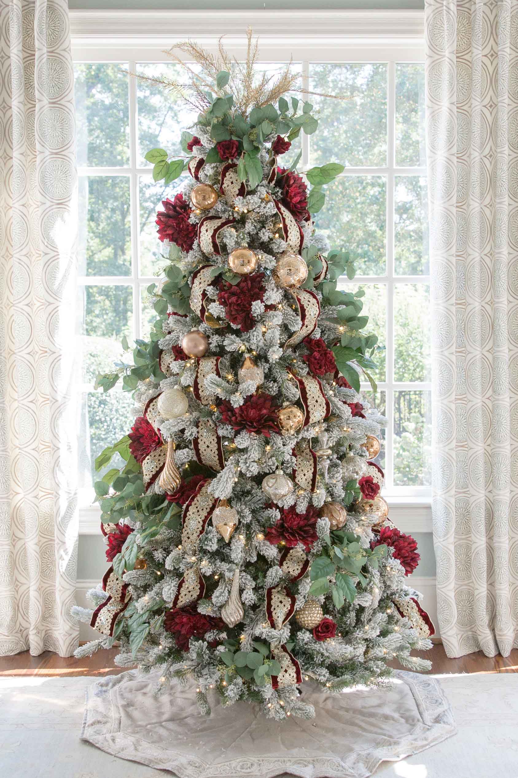 How to Decorate a Crimson Red and Gold Christmas tree!  bluegraygal