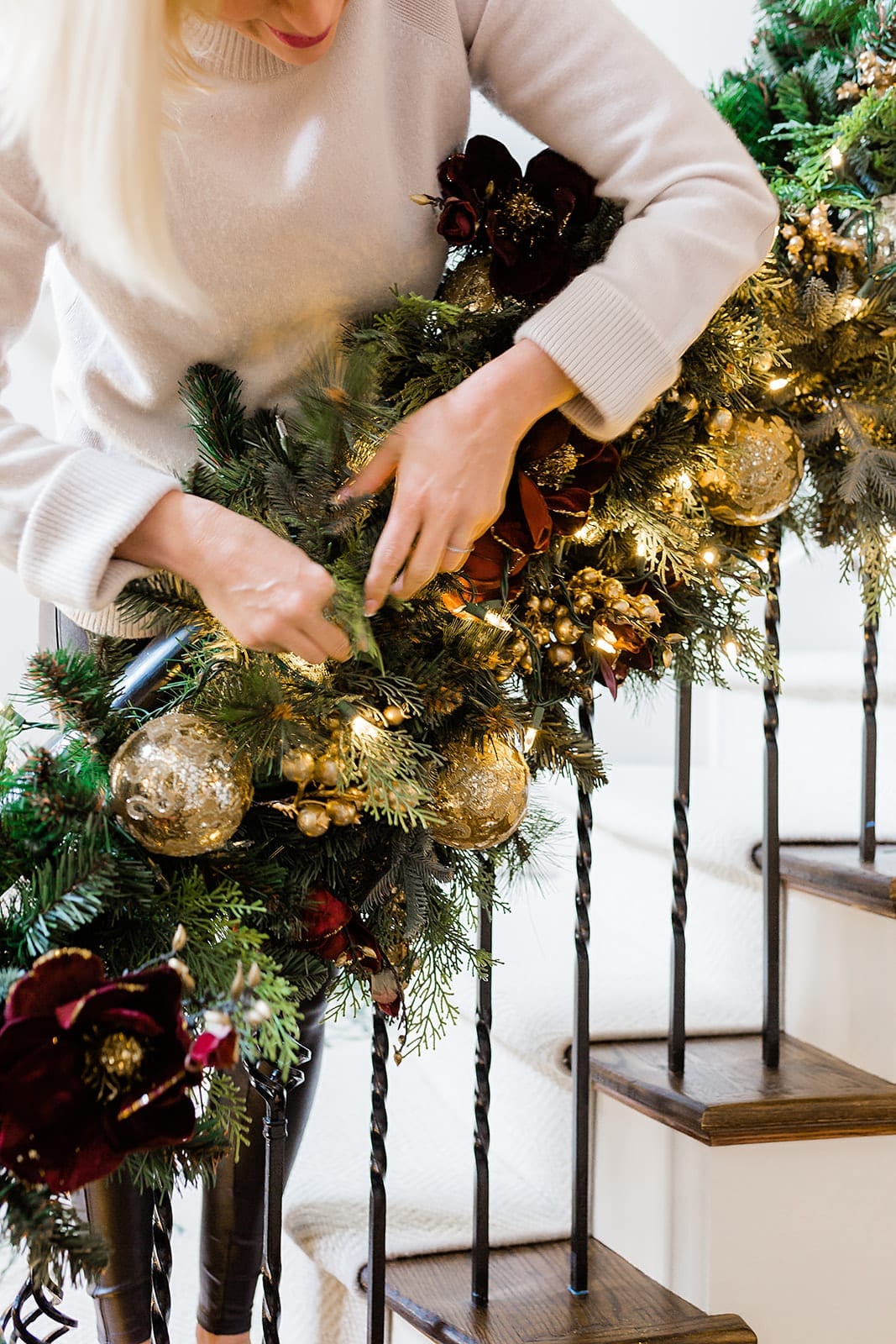 Easy ways to hang Christmas garland